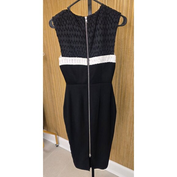 Alex Perry Black/White Midi Sheath Cocktail Dress Exposed Back Zipper Size 2 - Picture 5 of 7